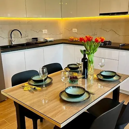 With Parking Space - 25153 아파트 스플리트